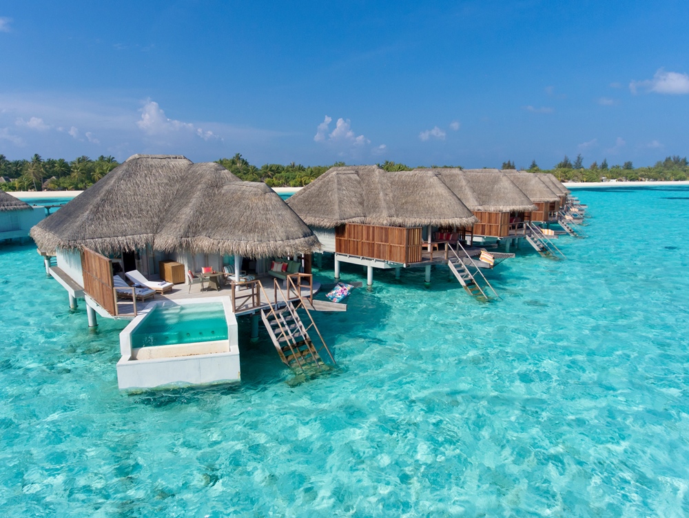 content/hotel/Kanuhura/Accommondation/Water Villa Sunrise/Kanuhura-Acc-WaterVilla-02.jpg